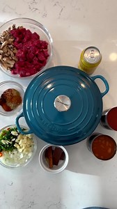 Delicious comfort food made easy! 👍 In this Le Creuset Cast Iron Round Wide Dutch Oven, make an all-in-one delicious comfort meal for you and yours! 🤗 Just like this mouth-watering Chili, the possibilites are endless! 🥣 Start cooking, here: https://qvc.co/castironFb 🎥: Chef Nate Collier | QVC