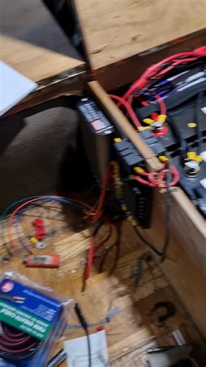 🔧 Hiace Wiring Series Ep.21: BCDC Charger Mystery Solved ⚡ Thought the BCDC wasn’t working despite correct wiring — turns out it was operator error. After finally checking the manual, I learned it’s in standby because the AGM batteries are already fully charged. The system is functioning perfectly (lesson learned 😅). #VanguardAutomotive #Hiace #WiringRepair #BatterySetup #AutoElectrics #BCDC #SafeRepairs #CarRepair #MechanicLife #WorkshopLife | Vanguard Automotive