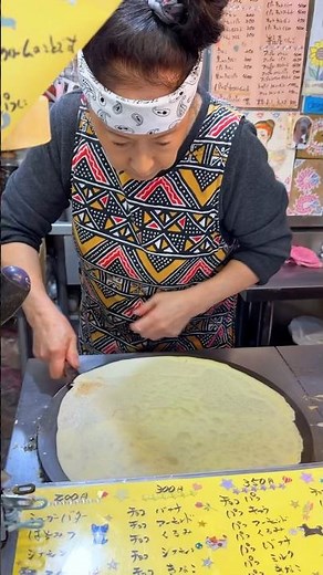 おばあちゃんが30年以上作り続ける生地がもちもちすぎる絶品クレープ🍰【町田 クレープきッズ】#japanesefood #東京グルメ #クレープ