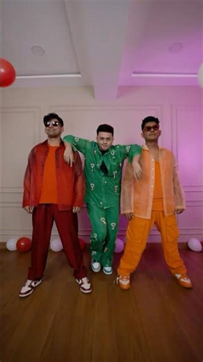 #AwezDarbar And Gang MOVE To #SunilGrover & #PriyankaChopra’s Viral Song 🤣🕺#Comedy #TGIKS