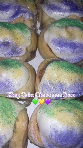 King cake cinnamon buns headed to The Whistle stop in downtown Dehham springs this morning! #mardigras #cinnamonroll #louisana