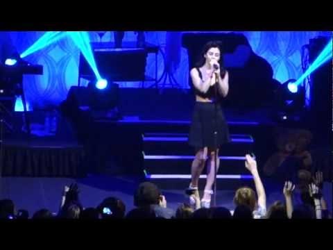 Marina & the Diamonds: entire Lonely Hearts Club live concert, Philadelphia, Union Transfer