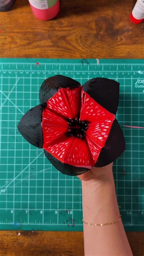 Stranger Things DIY: How to Create a Demogorgon from Paper