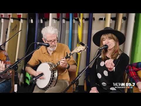 Solas: Live at Lake Effect