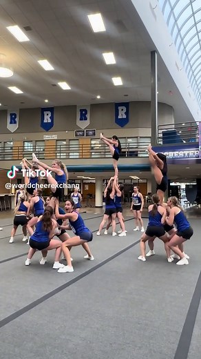 One of my favorite moments in Rochester’s stunt routine! The flexibility is beautiful, but what really stands out is the layering and visual effect of the front stretches. Creative details like this make routines unforgettable! Loved yesterday with these queens! @RochesterCheerleading #VarsityCheer #CheerChoreography #cheer #stunts #cheertok📣