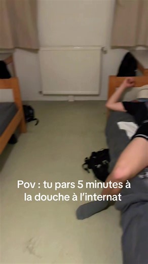 Les gros chiens et l'humour au sein de l'internat