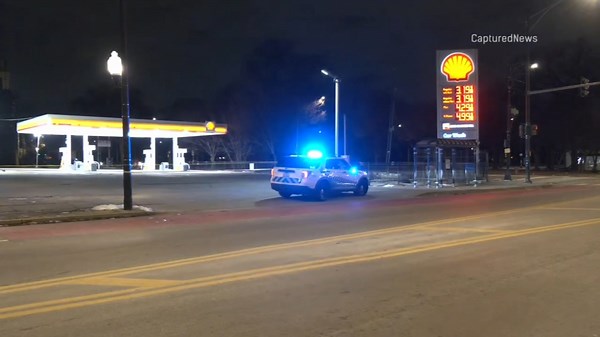 Chicago shooting: 1 killed in Back of the Yards drive-by on Halsted Street, police say