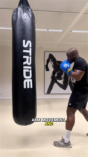 Boxing training: Two ways to throw the same combo — technical breakdown