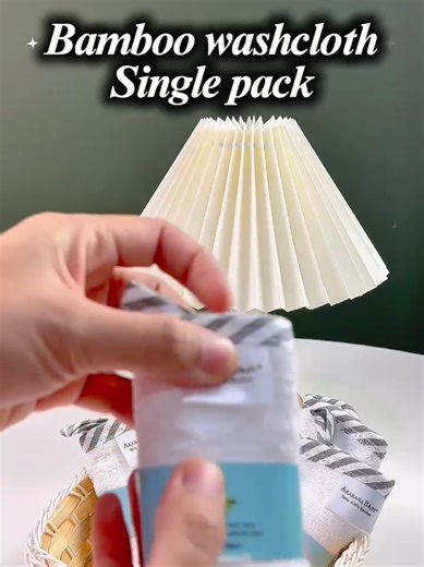 Mommy Daddy jangan lupa beli washcloth ni tau sangat best dgn baby. #washcloths #bamboowashcloth #akaranababy #saputangan