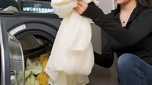 海尔云溪40洗烘一体机高效洗护低噪享静谧