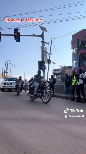 Cake Fails: Why Showing Off Can Lead to Disaster