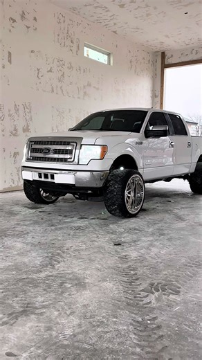 Experience the Power of the Ford F-150 Truck