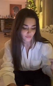 13K views · 1K reactions | ⭐✨ @handemiyy . . Follow @eda_yildiz_india #couplegoals #romance #romantic #handemiyy #handeerçel #turkishseries #instagood | Hande erçel. Fanpage | Facebook