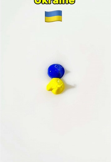 Exploring Ukrainian Colors Through ASMR Art