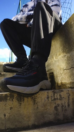 24K views · 13 reactions | Dominá cualquier terreno con los 361 Trail Runner.​ Calzado: USD 69 | META SPORTS | Facebook