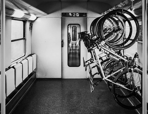 Is it OK to hang a bike by its wheels? • Bicycle 2 Work