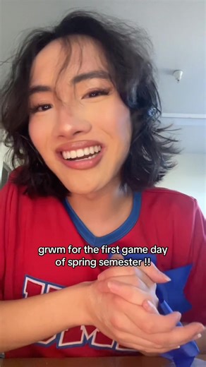 Game Day Makeup Routine for College Cheerleaders