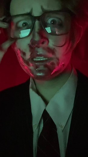 rewatched the walten files. it resulted in me cosplaying this guy again. #thewaltenfiles #felixkranken #thewaltenfilescosplay #felixkrankencosplay #twf #twfcosplay #analoghorrorcosplay #cosplay #ftm #lgbt #horrorcosplay