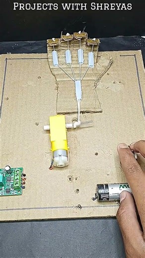 DIY Robotic Arm ⚡🔌🔥 #experiment #hacks #ideas #amazing #schoolproject #diy #new