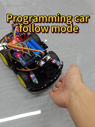 We have made an intelligent programming robot, which realizes very sensitive following function with the help of ultrasonic wave and infrared distance sensor#diy #programming