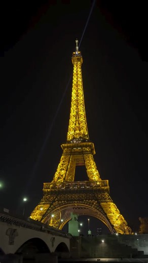 Explore Paris: Must-See Attractions in the City