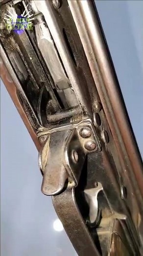 تعليق المغلاق أو يد التذخير في الآلي الكلاشنكوف مثل الM16 والإم فور AK bolt hold open #shorts