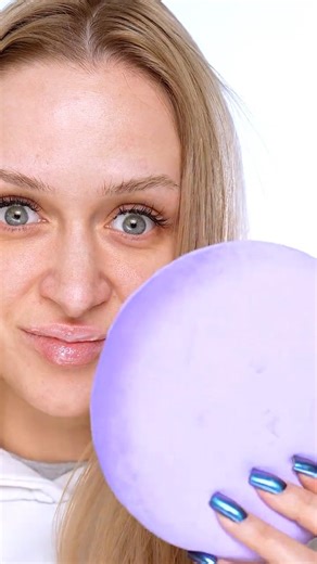 This VIRAL face powder puff finally does something useful 😳