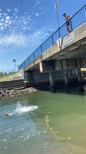 My top two death dives of 2025 dec#fyp #deathdive#1st#best#sea