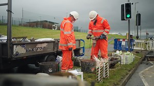 Emtek | UltraCrete Envirobed Flowable Red (Circet / Features & Benefits)