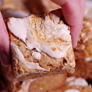 403K views · 5.8K reactions | Flutternutter Blondies is the sweet new...