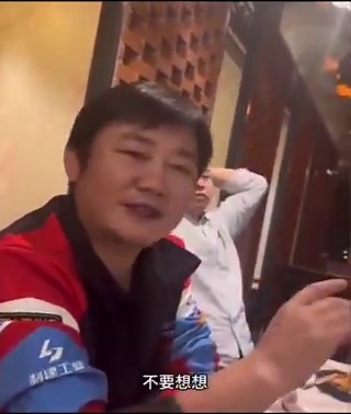 张雪是越挖越有料啊。张雪分享自我激励的心法，这在心理学上是有科学依据的，也是很多心理学家推荐的方法。不得不说，张雪悟性是真的很高，自己悟出了这么好的方法。可惜我们学校的教育方法总是挫折教育，老师天天都是盯着学生的缺点问题在管，很难看到孩子的优点和成绩。反正孩子上了10年学，每次老师打电话都是告状，有家长说，每当一接到学校老师电话，心里就一紧，心脏莫名难受，都担心长期下去自己会犯心脏病了。