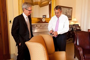 Tim Cook's visit to Washington opens doors to Congress | AppleInsider