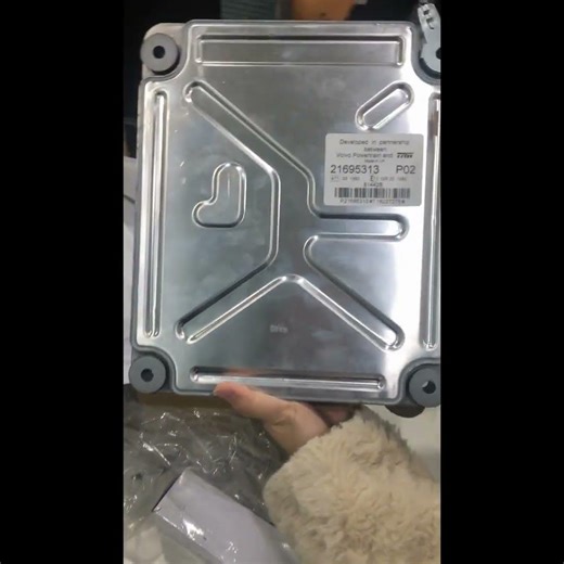 21695313 Controller | Reliable Replacement for Heavy Equipment