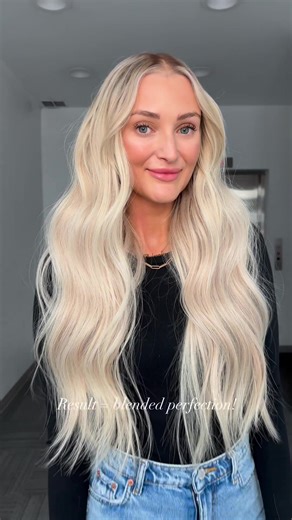 Check out this stunning hybrid k tip install by @abbeybrookee, blending seamlessly with Philocaly genius wefts to fill in the front section. ✨ Did you know… unlike wefts, k tips allow for versatile movement in all directions, ensuring endless styling options! If you’re not doing k tips with your beaded row installs yet- what are you waiting for 😍. Click the link in our bio to join an upcoming online or in person keratin tip class 🩷. Learn now, pay over time option available with @affirm 💰 #ph