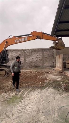 #commercialpaving #bigmachines #excavator