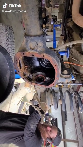 Axle Seal Failure and Mud | Jeep Cherokee XJ Off-Road Adventure