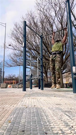 It’s getting warm in NYC you know what that means ☀️ 🌞