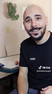 Dumpy the Giant Frog: One Tooth, Big Personality