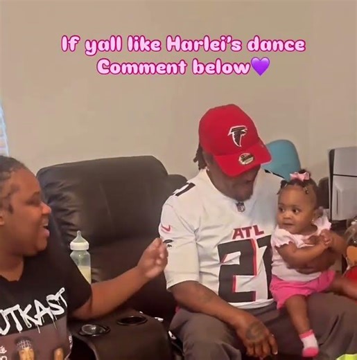 Harlei’ Can dance #dancingbaby #funny #grandparenting #nicubaby