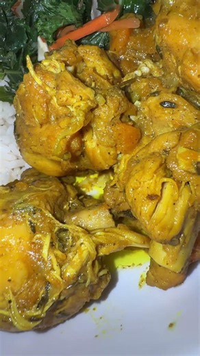 Hubby’s curry chicken is FIRE! 🔥🇯🇲