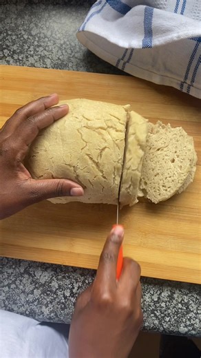 Lets make Ujeqe. Recipe. 2 tsp yeast mixed with 1/2 cup water and set aside. In a bowl ,mix 3cups flour,3 tblspn sugar and 1/4 salt then add your yeast mixture plus 1 cup of water….knead and then add 2 tblspn oil and knead futher. Cover and set aside for an hour them place dough mixture a sealed plastic and boil for 45 min - 1 hour. Enjoy. #ujeqe #food #foodie #foodtiktok #foodtok #dombolo #dombolorecipe #ujeqerecipe #tiktok #viral #fyp #fypシ゚viral