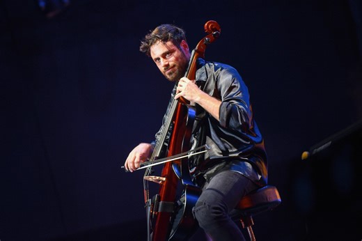 Tutto su Stjepan Hauser: carriera, 2Cellos, vita privata e il duetto con Fedez e Masini a Sanremo 2026