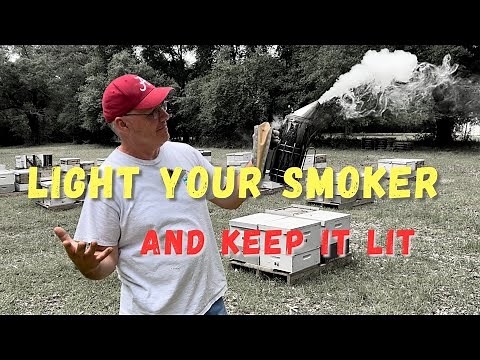 💨Lighting a Bee Smoker and Keeping it Lit. All. Day. Long.