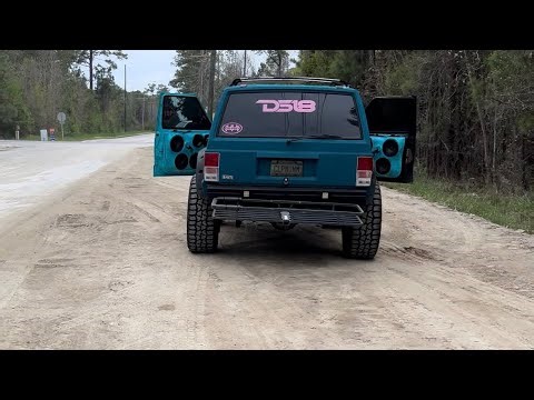 Distance testing new DS18 mids and a Demo