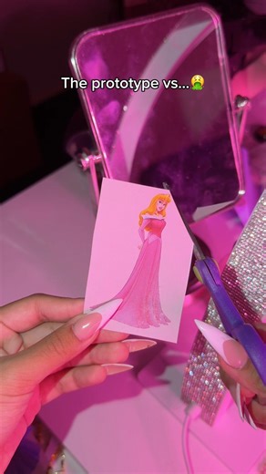 Aurora bracelet 🌷💕 Get yours now! 👸🏼 #bracelet #disney #princess #giftideas #aurora