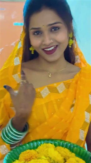 Recreate Bhagyashri (Suman) look in Maine Pyar kiya💛😍 #nishamagare #playbutton ￼