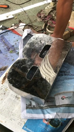 #stainlesssteel #letters #SignageMaker #polish #buffing | ABAii