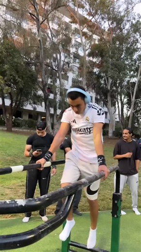 𝐈𝐓𝐀𝐂𝐇𝐈__𝐒𝐖 on Instagram: "❤️‍🔥 #calisthenics#fullplanche#planche#streetwourkout#bodybuilding#plancheprogression#workoutmotivation#workout#maroc#genz#calisthenicsworkout"