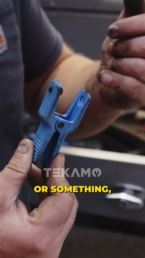 This CLAMPS Off The End Of A Line...