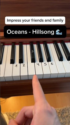 Oceans - Hillsong 🌊 (Easy Full Tutorial) #piano #tutorial #pianolessons #oceans #hillsong